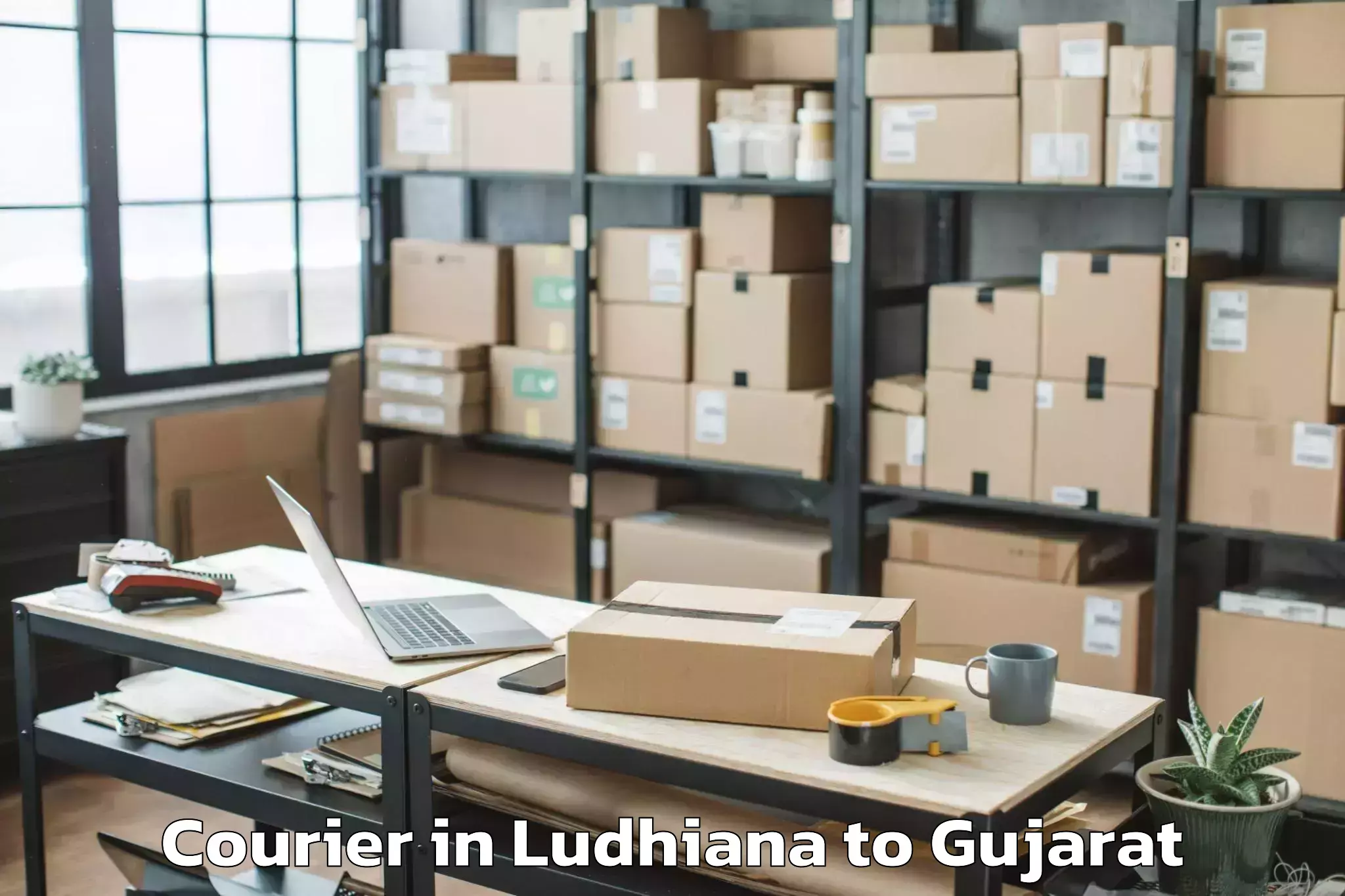 Get Ludhiana to Rajkot Airport Raj Courier